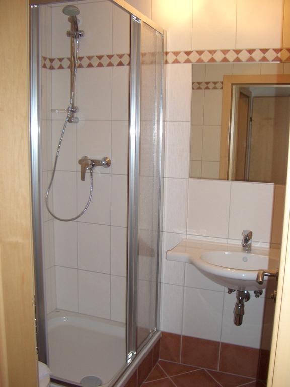 Gaestehaus Ingeborg ซาลบาคฮินเทอร์เกลมม์ ห้อง รูปภาพ
